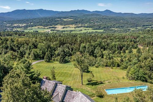 24 Upper Judson Ln, Stowe, VT, 05672-4829 | Card Image