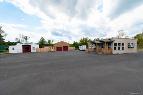 191 E Broadway, Monticello, NY, 12701-8802 | Card Image