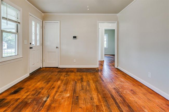 Lots of natural light | Image 4