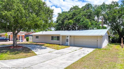 2706 Kingswood Dr, SEBRING, FL, 33870-6335 | Card Image