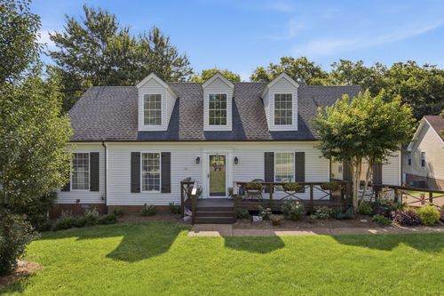 2816 Maple Cir, Thompsons Station, TN, 37179-9287 | Card Image