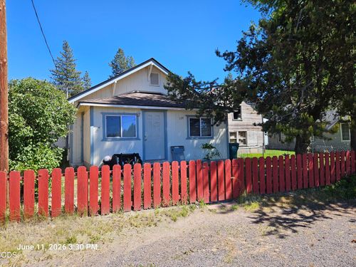 139 S 2nd Ave, Chiloquin, OR, 97624-6111 | Card Image