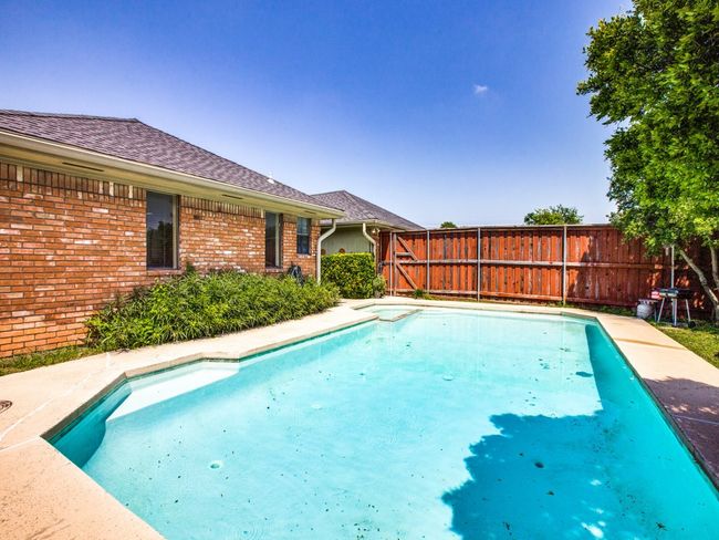 7204 Canongate Dr, House other with 4 bedrooms, 3 bathrooms and null parking in Dallas TX | Image 24