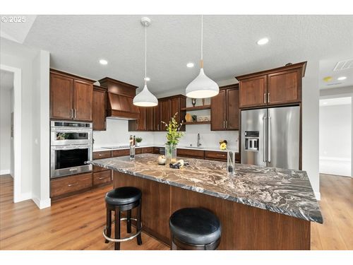 121 Gassman Rd, Castle Rock, WA, 98611-8815 | Card Image