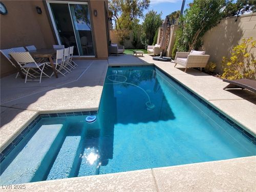 8656 Big Sagebrush Ave, Las Vegas, NV, 89117-1043 | Card Image