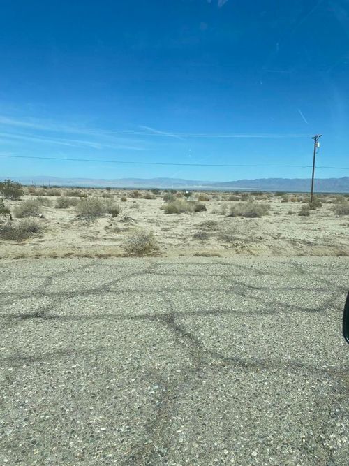 1214 Court Ave, Thermal, CA, 92274-8524 | Card Image