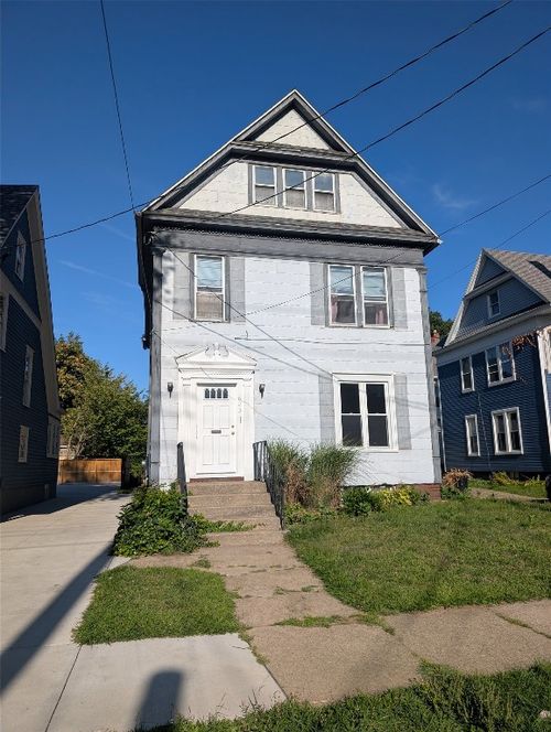 623 Cherry St, Erie, PA, 16502-1358 | Card Image