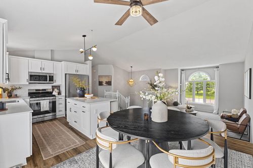 104 Bison Ct, Buffalo, MN, 55313-4338 | Card Image