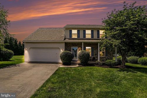 9 Baldwin Dr, Lancaster, PA, 17602-1642 | Card Image
