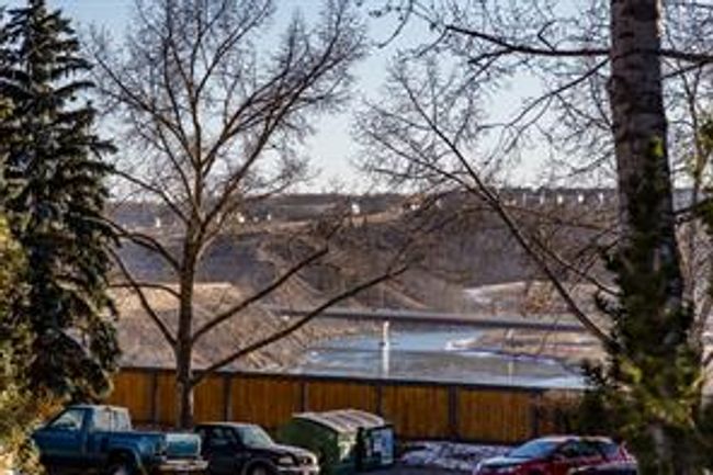 14 - 800 Bowcroft Pl, Home with 3 bedrooms, 1 bathrooms and 1 parking in Cochrane AB | Image 4