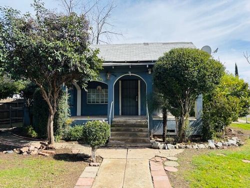 108 N Murry St, Porterville, CA, 93257-4006 | Card Image