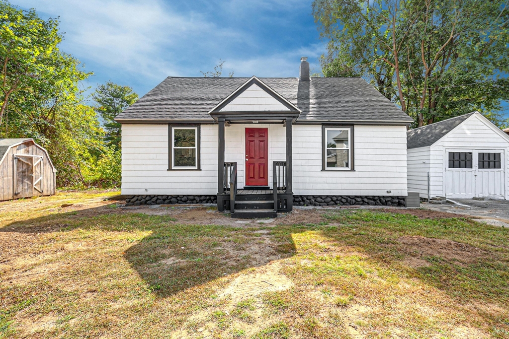 Elmwood Ave, Millbury, MA 01527