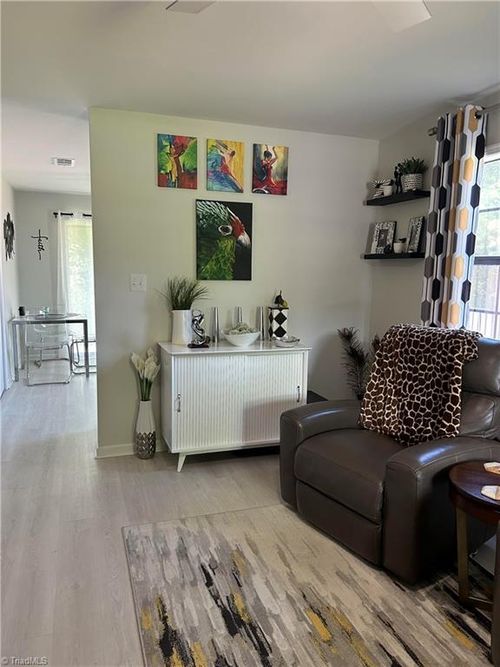 315 Westridge Dr, Yadkinville, NC, 27055-7728 | Card Image