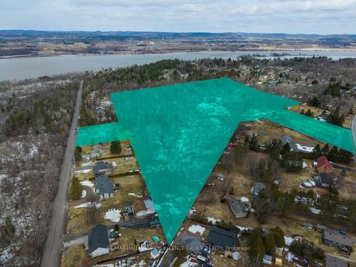 2283 Old Highway 17, Rockland, ON, K4K1K7 | Card Image