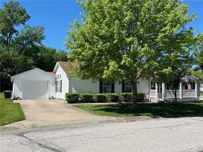 846 N White Oaks Lane, House other with 3 bedrooms, 2 bathrooms and null parking in Oak Grove MO | Image 1