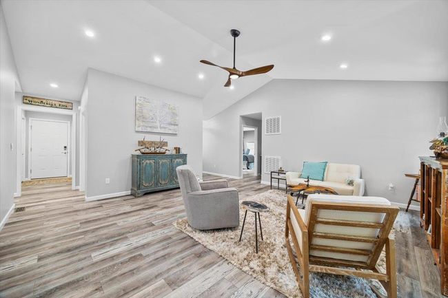 7 Oak View Dr, House other with 3 bedrooms, 2 bathrooms and null parking in STAUNTON VA | Image 25