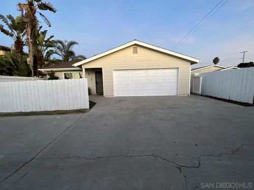1020 12th St, Imperial Beach, CA, 91932 | Card Image