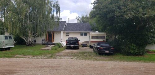 213 Truman Street, Carmangay, AB, T0L0N0 | Card Image
