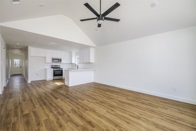 109 S Fir St, House other with 3 bedrooms, 2 bathrooms and null parking in Celeste TX | Image 11
