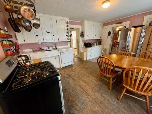 20 Pine St, Woodsville, NH, 03785-1277 | Card Image