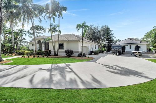 24410 Golden Eagle Ln, BONITA SPRINGS, FL, 34135-7791 | Card Image