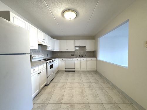 apt-23-580 Salem St, Wakefield, MA, 01880-1268 | Card Image