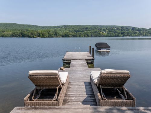 3 Perkins Rd, New Preston Marble Dale, CT, 06777-1310 | Card Image