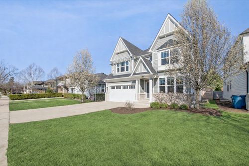 383 N Larch Ave, Elmhurst, IL, 60126-2313 | Card Image