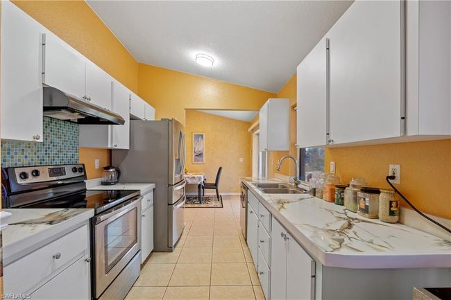 25313 Durango Ct, House other with 3 bedrooms, 2 bathrooms and 2 parking in PUNTA GORDA FL | Image 11