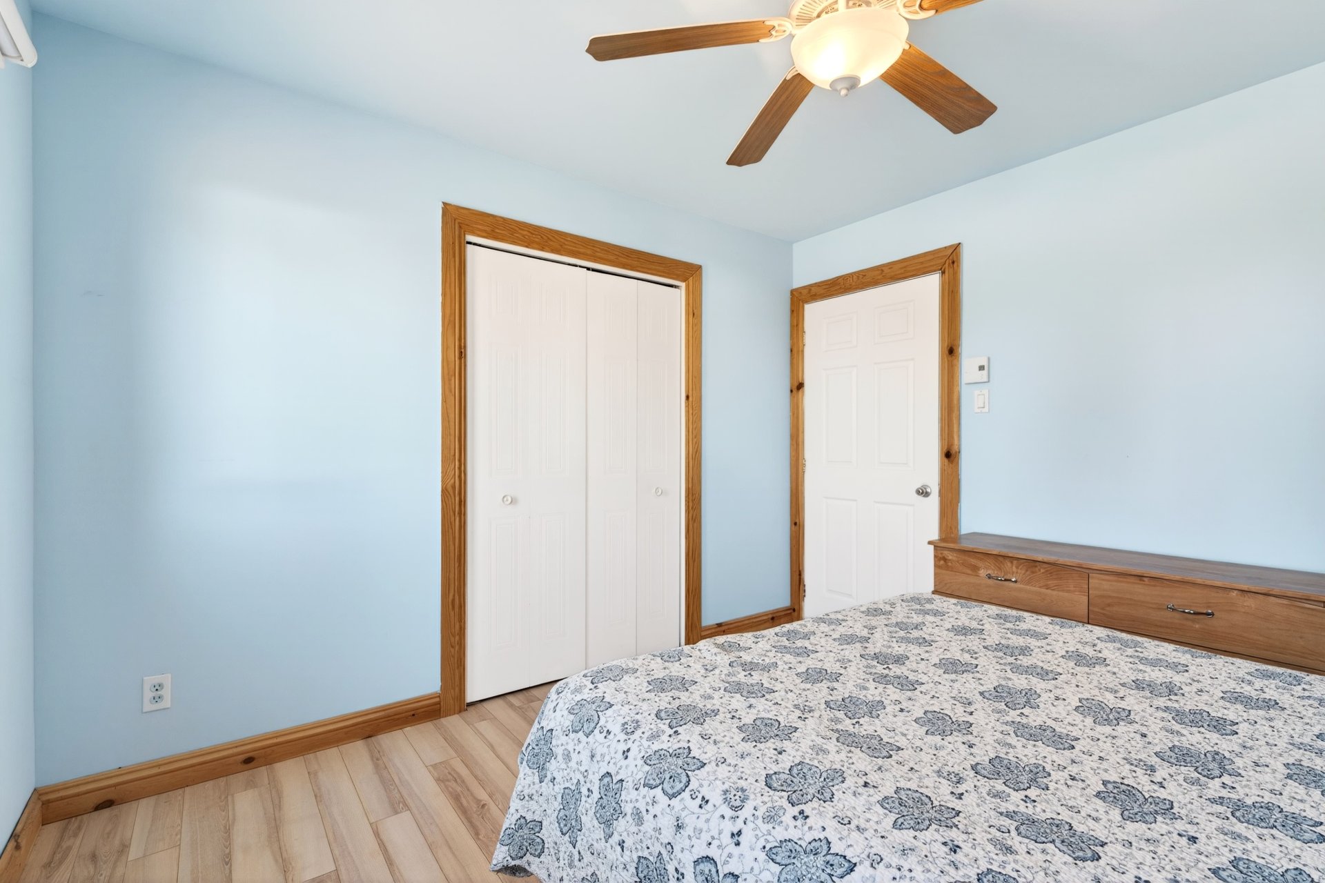 Residential in Saint-Isidore-de-Clifton 5