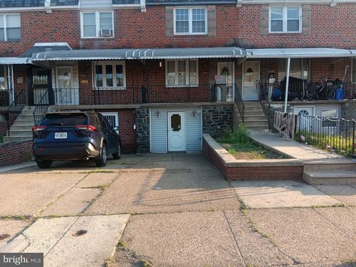2822 S 64th St, PHILADELPHIA, PA, 19142-3303 | Card Image