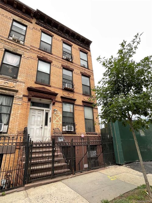 14 Convent Ave, New York, NY, 10027-2637 | Card Image