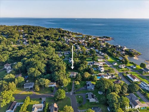 15-R Lee Rd, Waterford, CT, 06385-3439 | Card Image