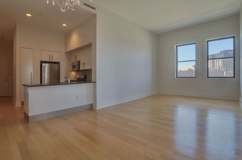 apt-302-4 Beacon Way, Jersey City, NJ, 07304-6116 | Card Image