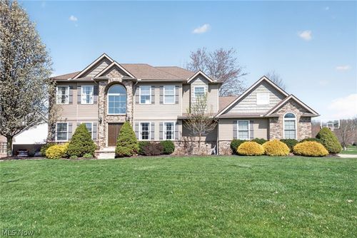 1215 Springbury Drive, Uniontown, OH, 44685 | Card Image