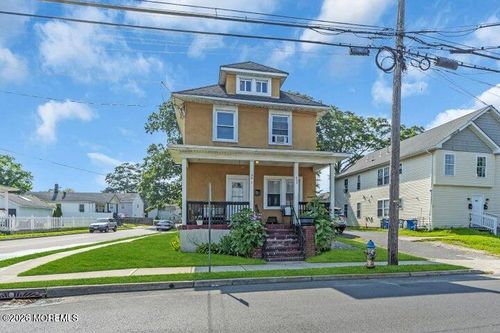 401 Ridge Ave, Asbury Park, NJ, 07712-6331 | Card Image