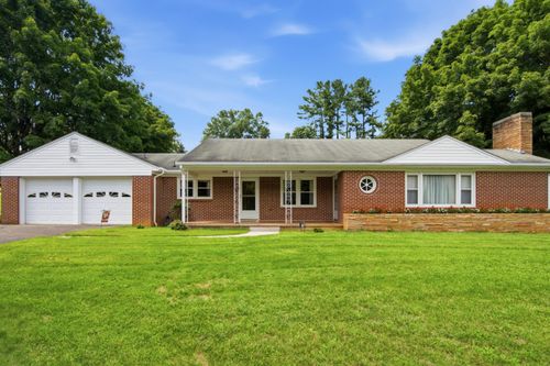 117 White Pine Ln Ne, Floyd, VA, 24091-2453 | Card Image