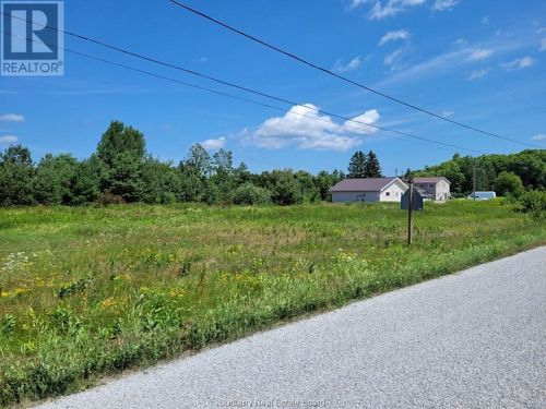 20B Thorne St, Mindemoya, ON, P0P1S0 | Card Image