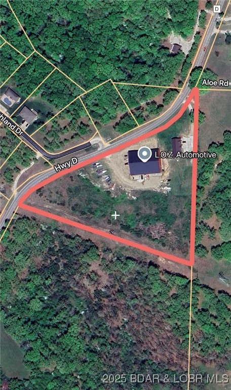 Commercial Sale in Kaiser 4
