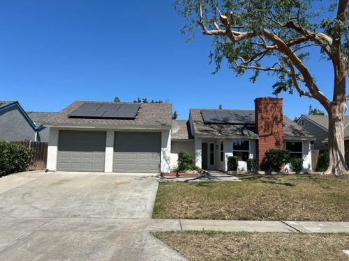 8082 N Sherman Ave, Fresno, CA, 93720-2086 | Card Image