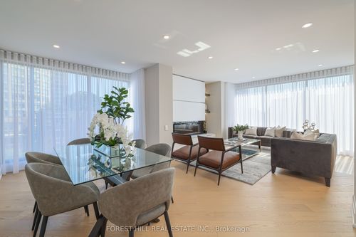 301-342 Spadina Rd, Toronto, ON, M5P2V4 | Card Image