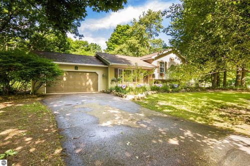 2494 Holland Cir, Traverse City, MI, 49685-7960 | Card Image