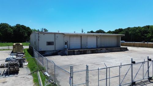 7394 College St, Beaumont, TX, 77707-3116 | Card Image