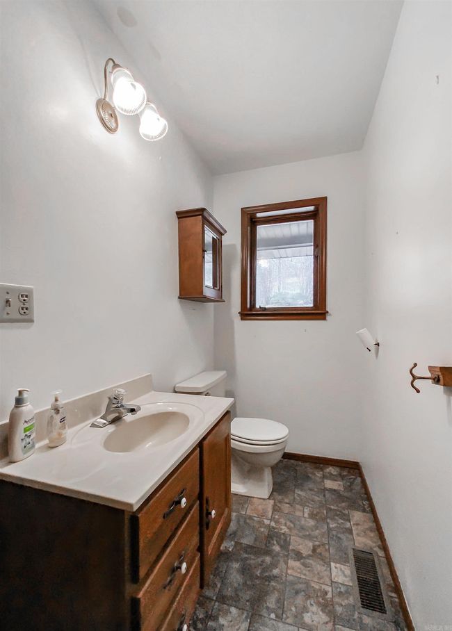 35 Marion County 6023, House other with 4 bedrooms, 3 bathrooms and null parking in Yellville AR | Image 19