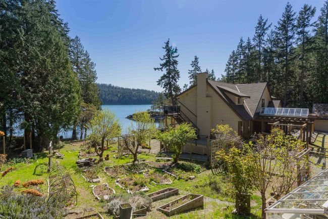 630 Dinner Bay Road, House other with 12 bedrooms, 8 bathrooms and 12 parking in Mayne Island BC | Image 33