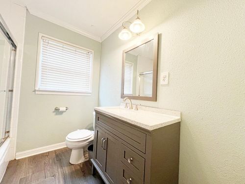 1915 W Harding Way, Stockton, CA, 95203 | Card Image