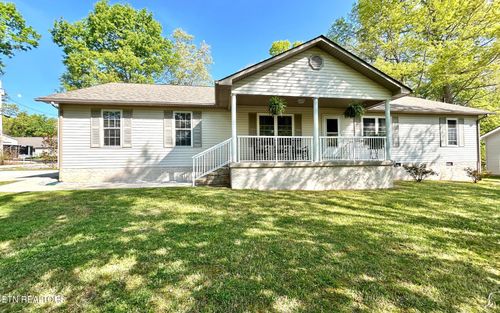 53 Carriage Dr, Crossville, TN, 38555-8027 | Card Image