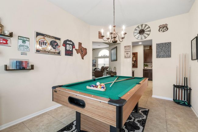 Dining room currently being used as a billiards room. | Image 11