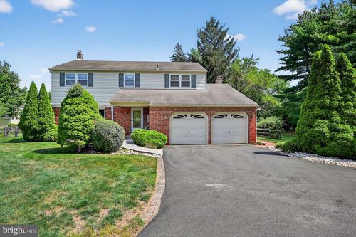 911 Tricorn Dr, LANSDALE, PA, 19446-5541 | Card Image