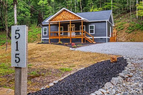 515 Betts Branch Rd, Bryson City, NC, 28713-9741 | Card Image